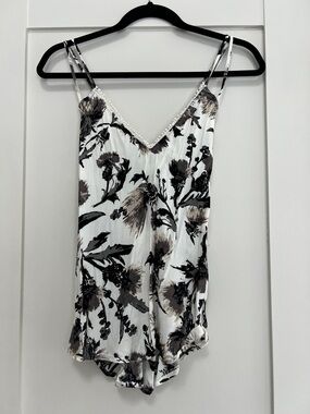 Floral V-Neck Cami Top in White and Taupe